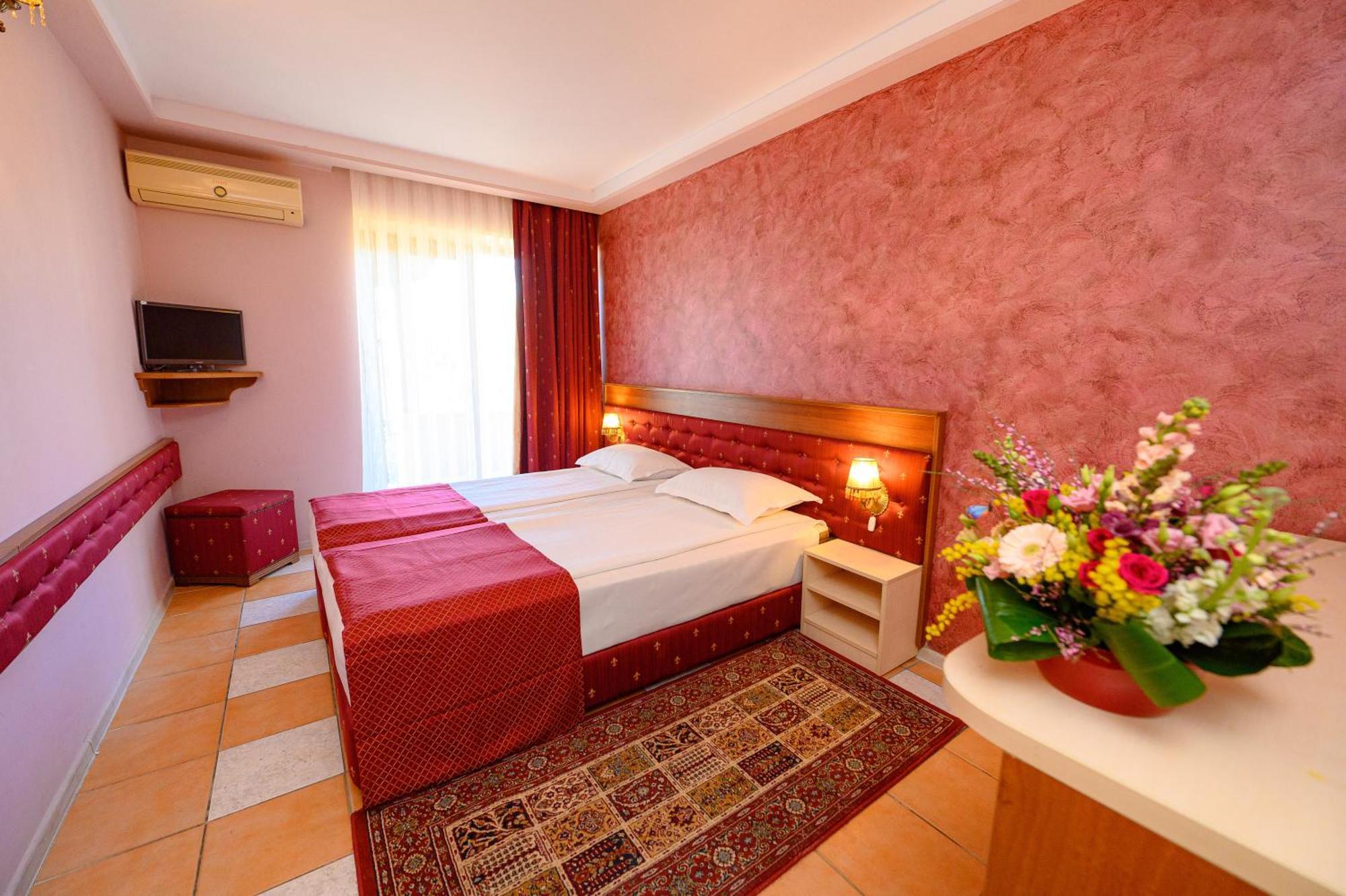 Complex Hotelier Iris-Mimoza Jupiter Exterior foto