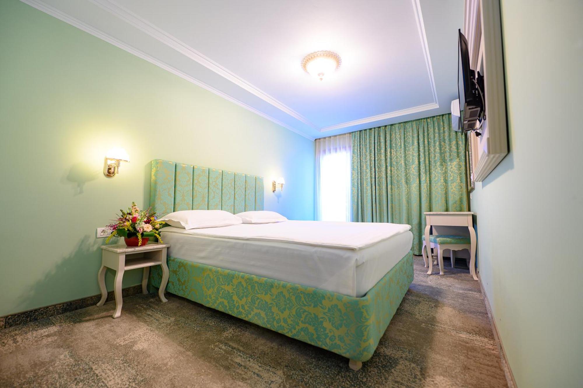 Complex Hotelier Iris-Mimoza Jupiter Exterior foto