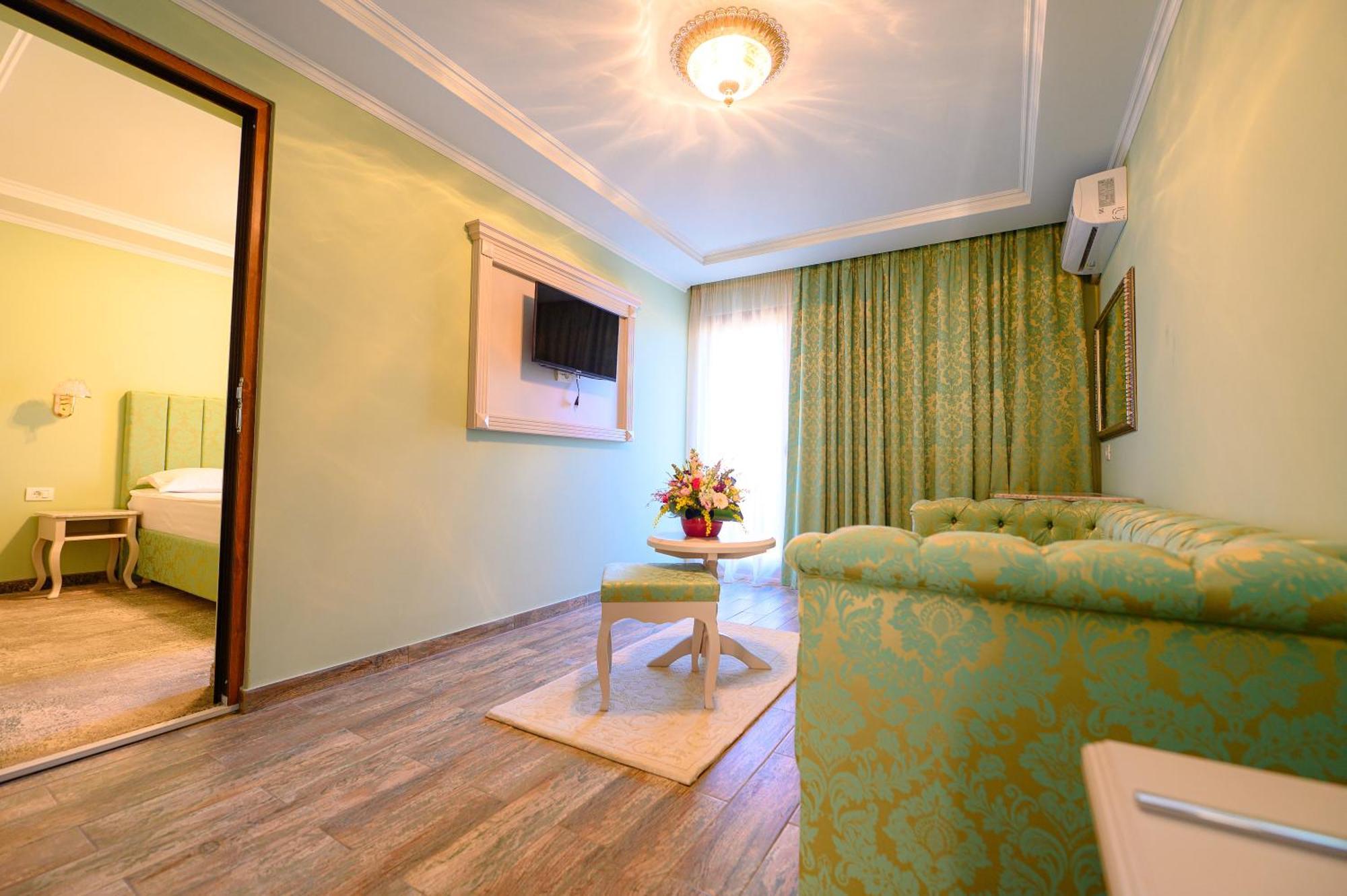 Complex Hotelier Iris-Mimoza Jupiter Exterior foto