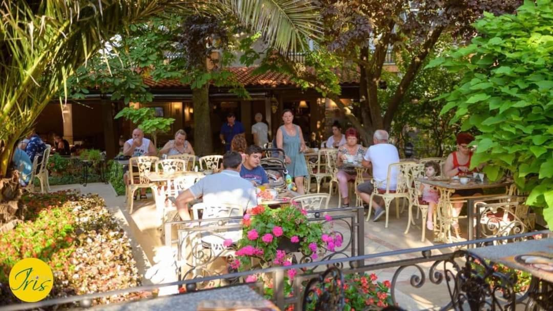 Complex Hotelier Iris-Mimoza Jupiter Exterior foto