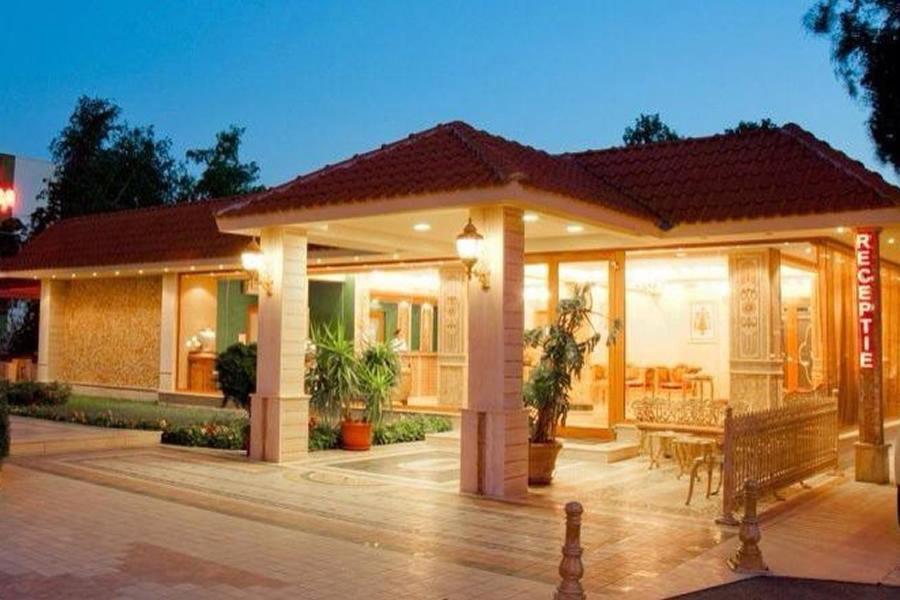 Complex Hotelier Iris-Mimoza Jupiter Exterior foto