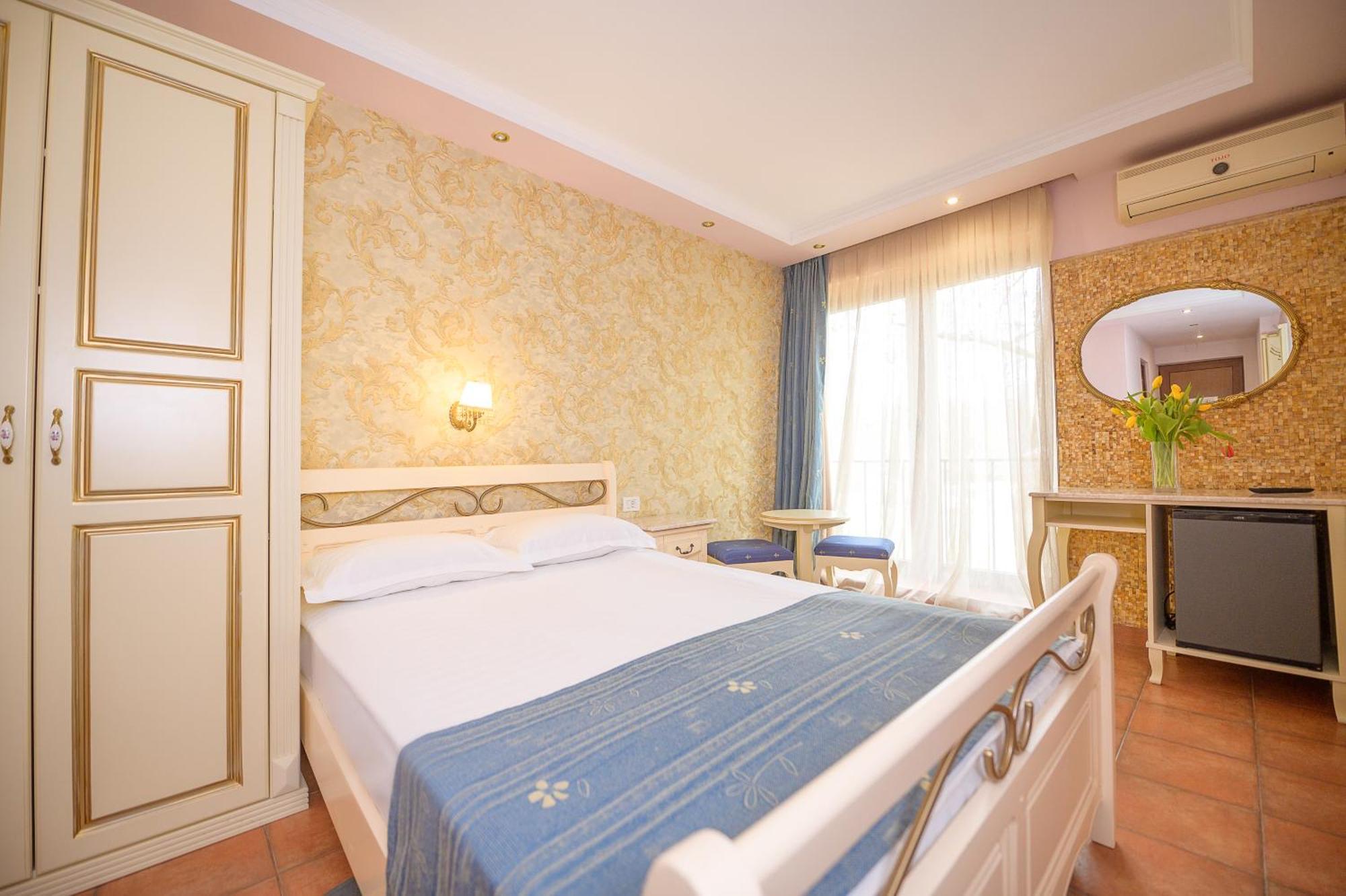 Complex Hotelier Iris-Mimoza Jupiter Exterior foto