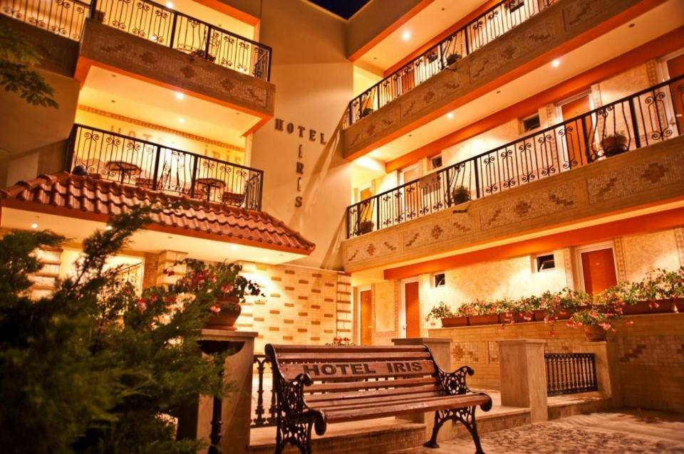 Complex Hotelier Iris-Mimoza Jupiter Exterior foto